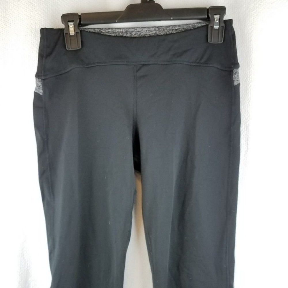 Brooks Equilbrium Women’s Black Athletic Pants